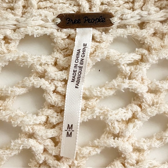 Free People Higher Love Crochet Knit Fringe Boho Sweater Size Medium Hippie - Picture 11 of 14